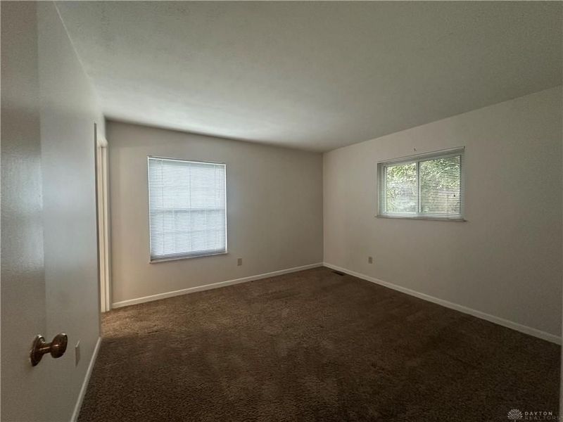 196 Lyons Drive, Centerville, OH 45459 Photo 18