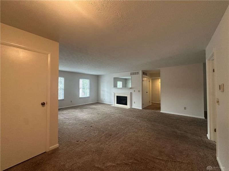 196 Lyons Drive, Centerville, OH 45459 Photo 5