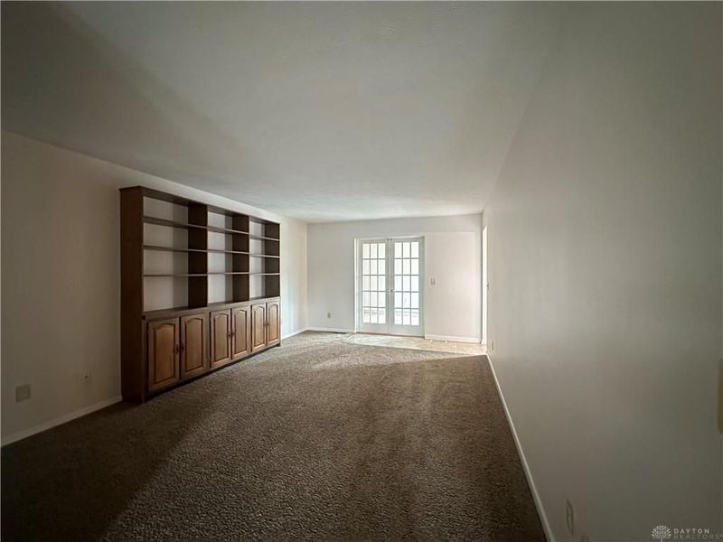 196 Lyons Drive, Centerville, OH 45459 Photo 8