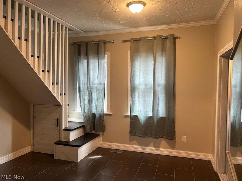1607 E 34th Street, Cleveland, OH 44114 Photo 10