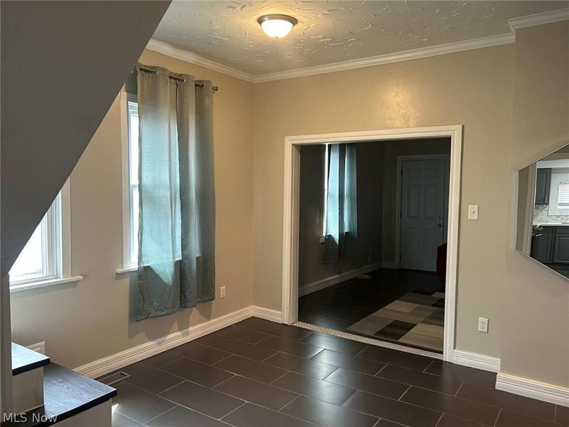 1607 E 34th Street, Cleveland, OH 44114 Photo 11