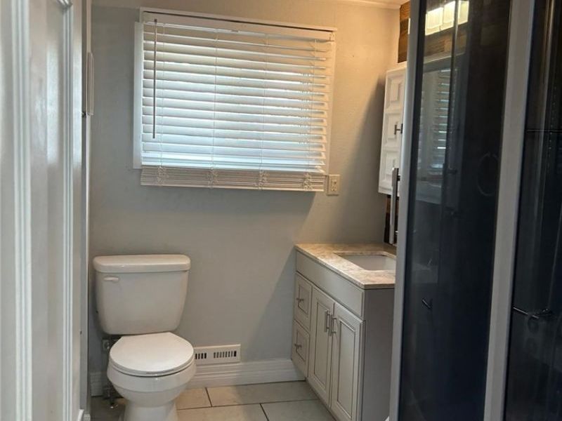 1607 E 34th Street, Cleveland, OH 44114 Photo 18