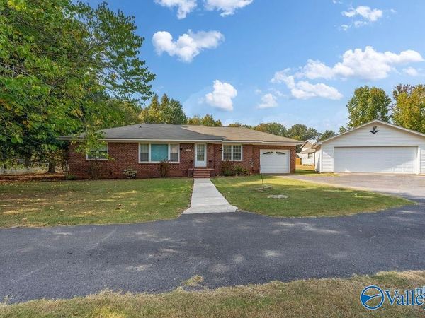 1207 Crawford Road, Scottsboro, AL 35768