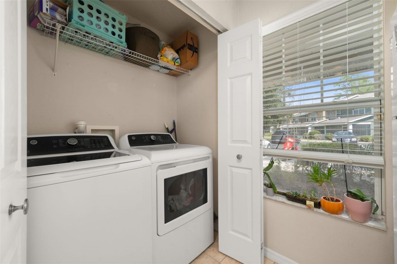 2362 SW 42nd Way, Unit 165, Gainesville, FL 32607 Photo