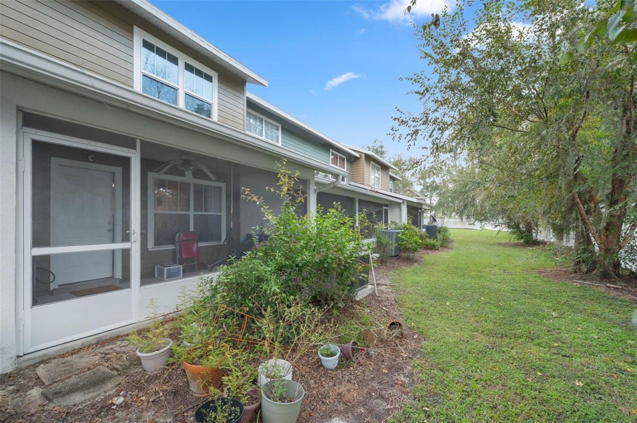 2362 SW 42nd Way, Unit 165, Gainesville, FL 32607 Photo