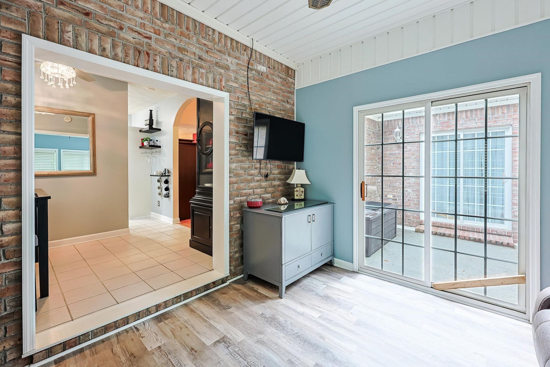 3079 Alice Ln. Photo 12