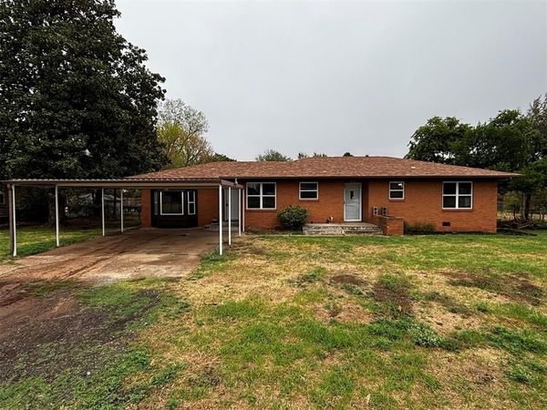 214 S 6th Street, Cyril, OK 73029