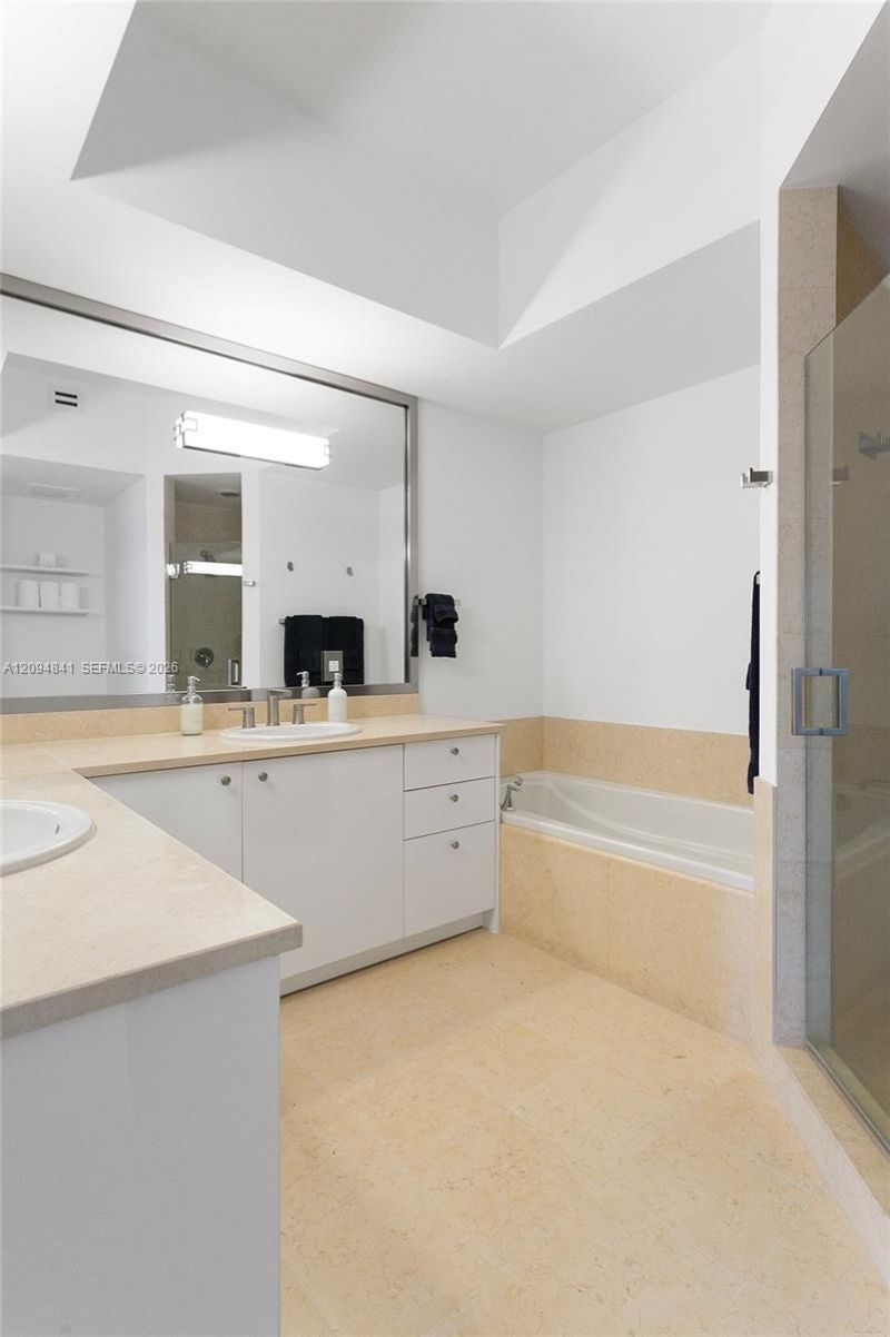 19900 E Country Club Dr , Unit TS08, Aventura, FL 33180 Photo