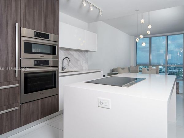 851 NE 1st Ave , Unit 4406, Miami, FL 33132
