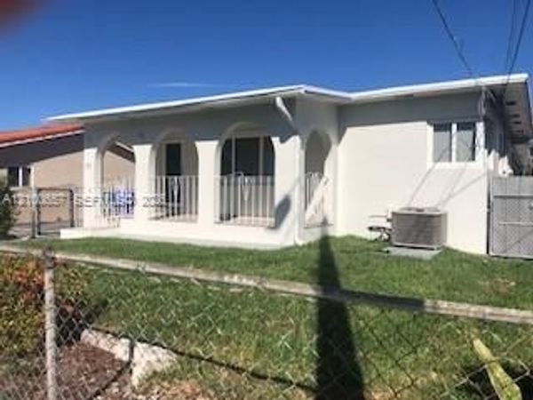 99 NW 48th Ct, Miami, FL 33126
