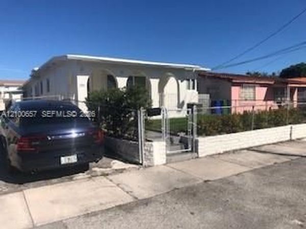 99 NW 48th Ct, Miami, FL 33126