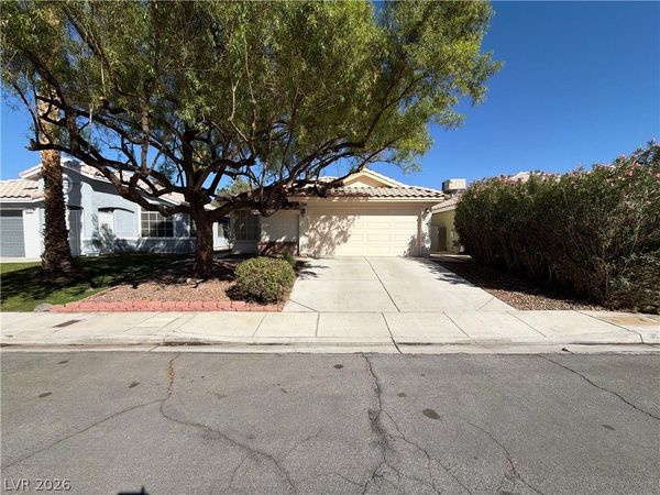 6916 Troubador Drive , Las Vegas, NV 89119
