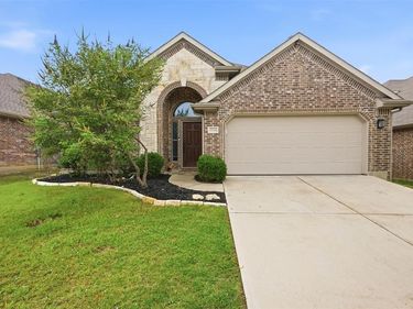 3956 Hollow Lake Road, Fort Worth, TX 76262