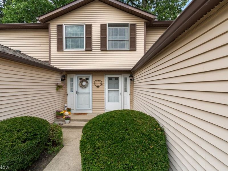 3913 Lake Run Boulevard, Stow, OH 44224 Photo 3