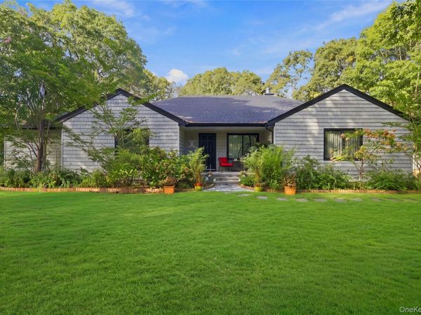 7 Bridle Path , Westhampton Beach, NY 11978