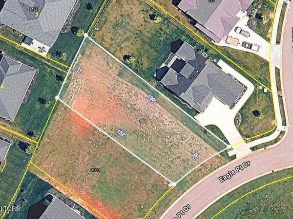 984 Eagle Point Drive, Loudon, TN 37774