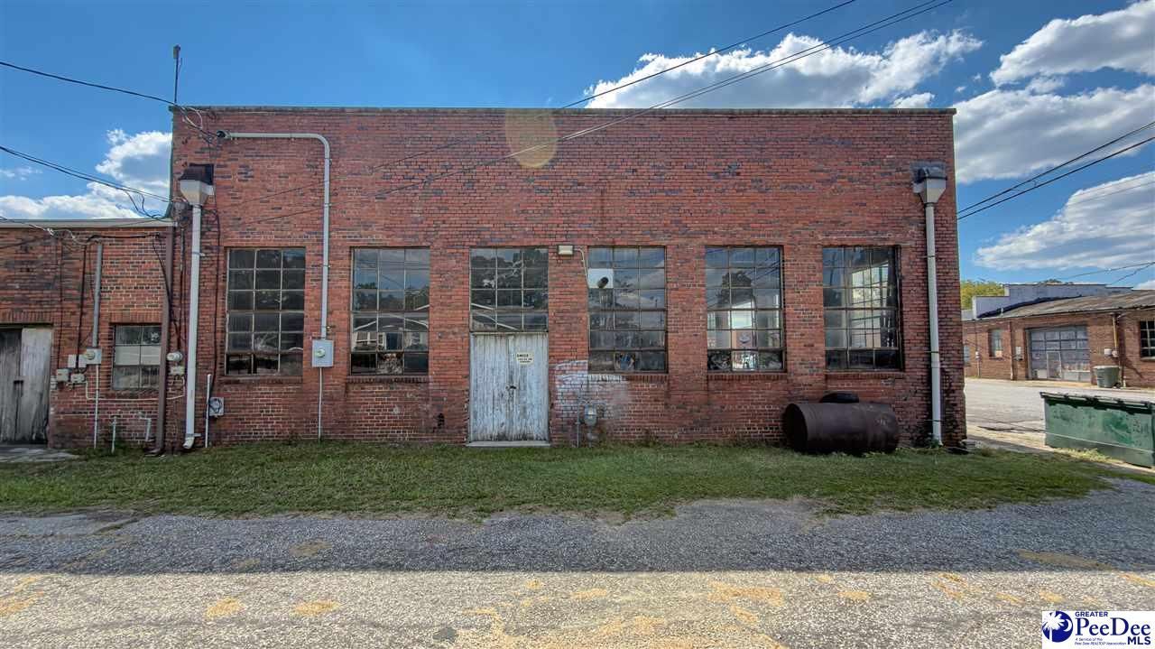 301 E Main Photo 20