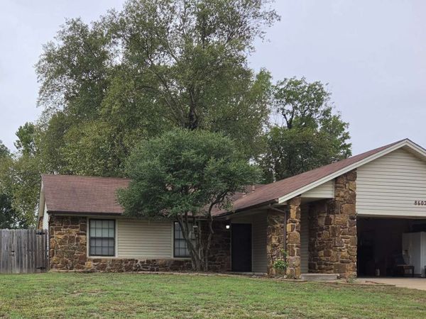 8602 E 135th Street S, Bixby, OK 74008