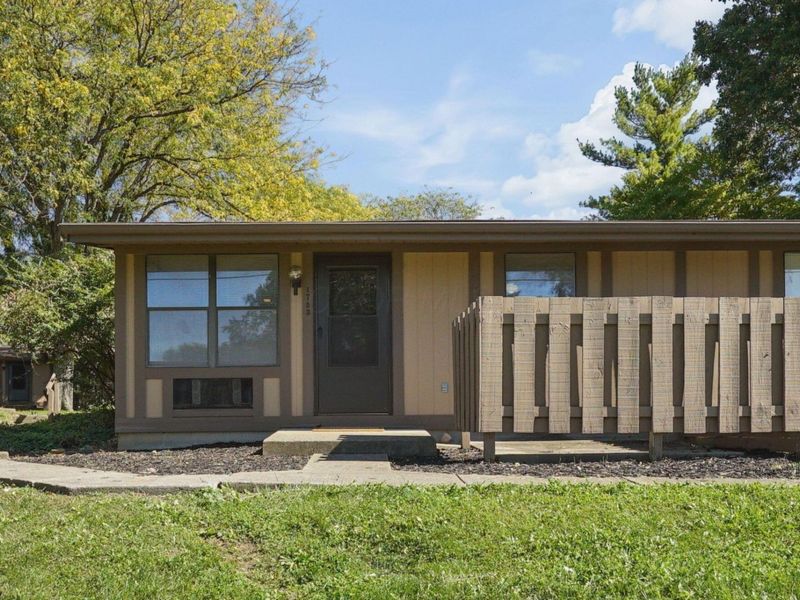 1783 Sun Apple Way, Columbus, OH 43232 Photo 2