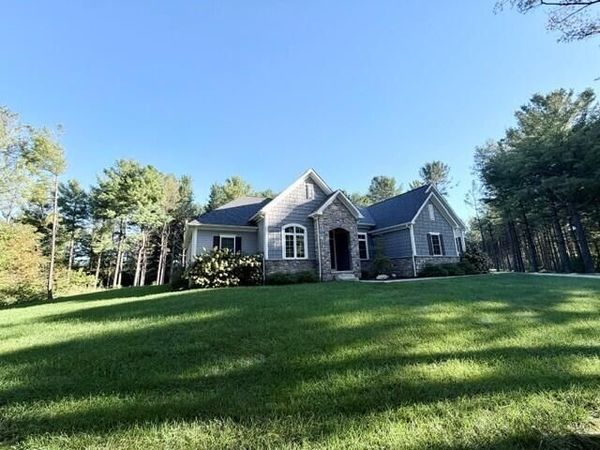 125 Pine Hills Road , Johnstown, OH 43031