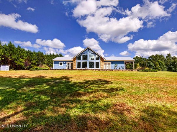 75 Three Oaks Road, Perkinston, MS 39573