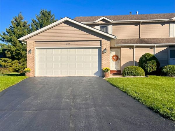 6339 CARRIAGE GREEN WAY, ROCKFORD, IL 61108