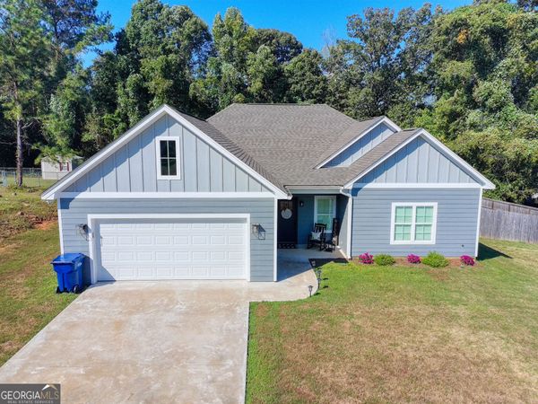 1057 County Road 553, Valley, AL 36854