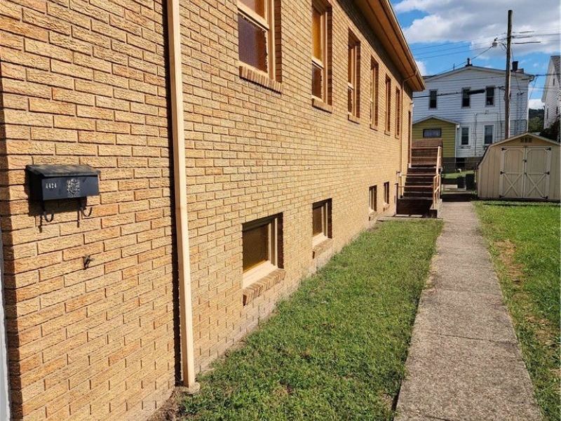 4424 Harrison Street, Bellaire, OH 43906 Photo 6