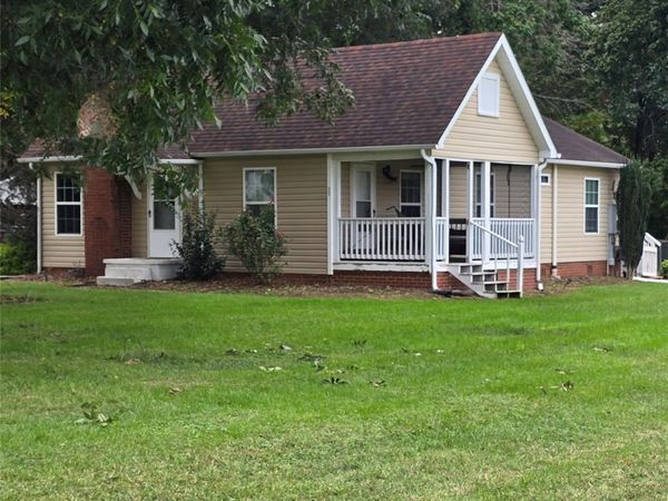 555 Palmer Road , Rockwell, NC 28138