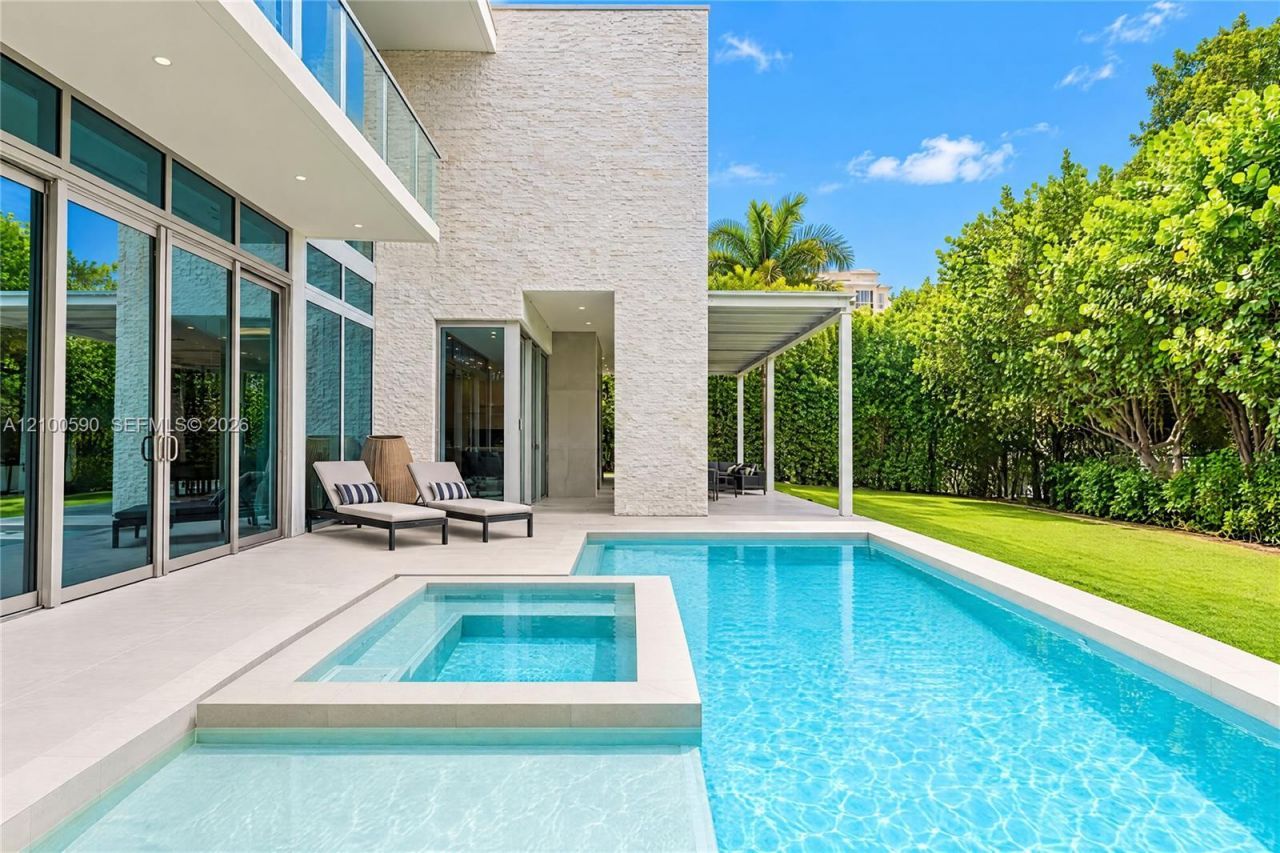 110 Reef Ln , Unit 10, Key Biscayne, FL 33149 Photo