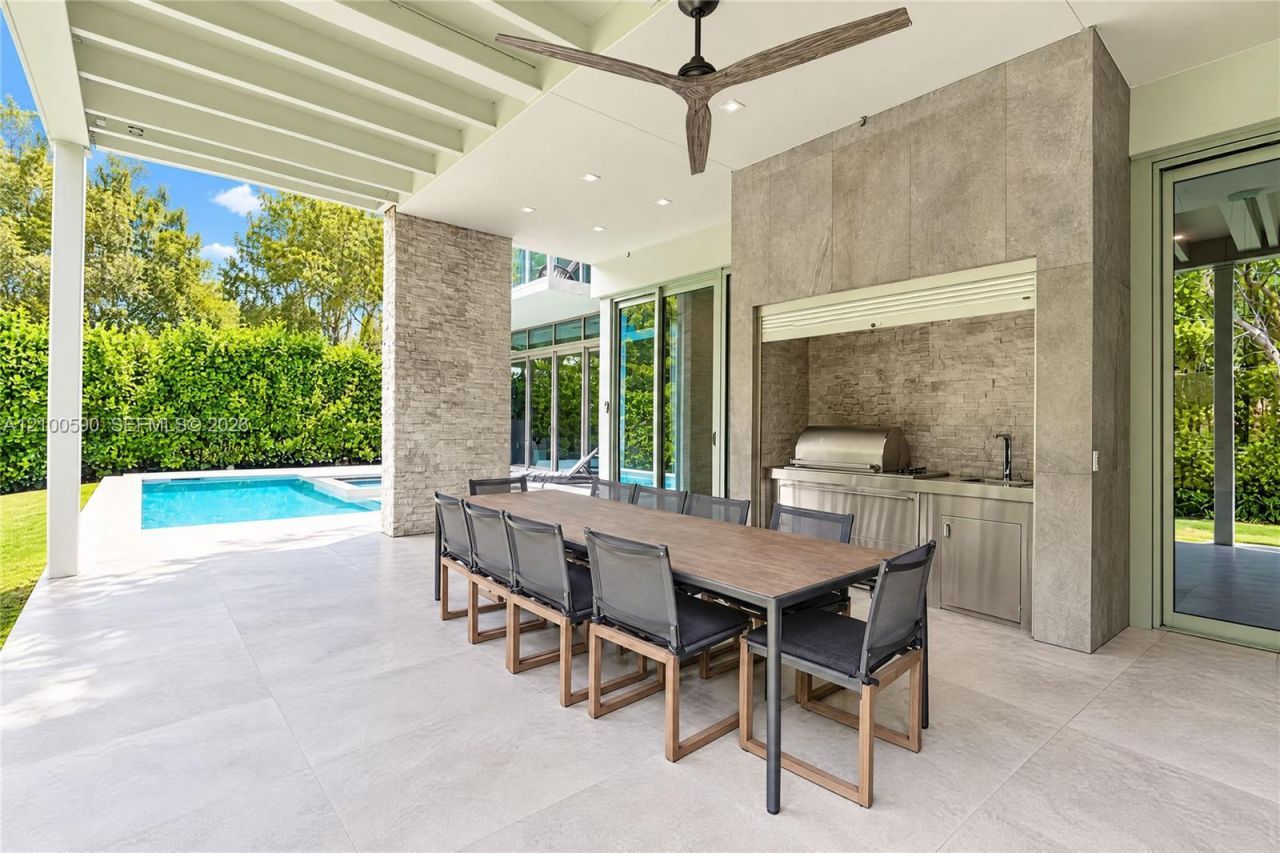 110 Reef Ln , Unit 10, Key Biscayne, FL 33149 Photo