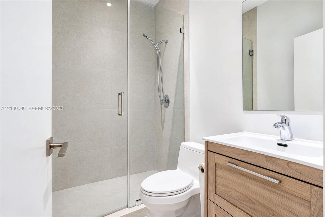 110 Reef Ln , Unit 10, Key Biscayne, FL 33149 Photo