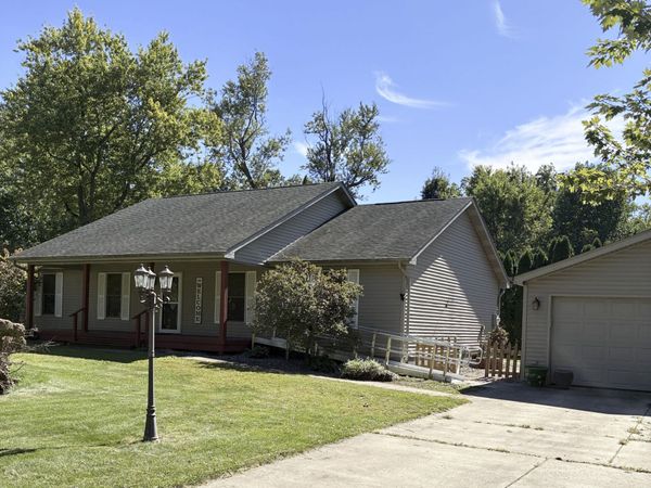 2201 W Morgan Avenue , Chesterton, IN 46304