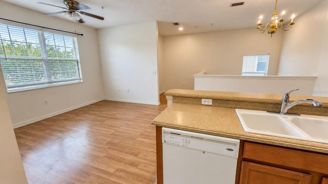 3554 Parkridge Circle , Unit 31-202, Sarasota, FL 34243 Photo