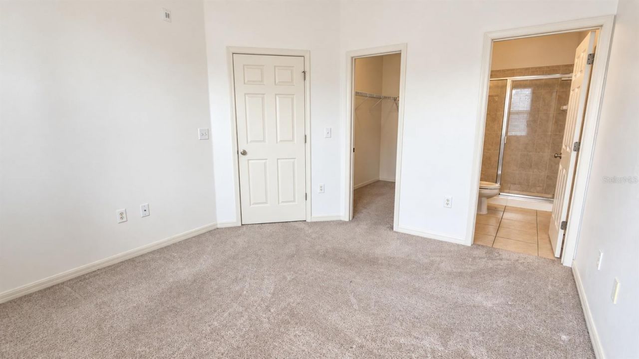 3554 Parkridge Circle , Unit 31-202, Sarasota, FL 34243 Photo