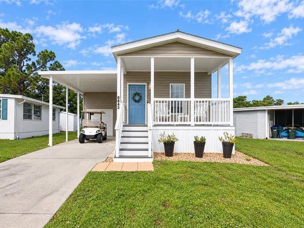 6843 HIKINA DRIVE , NORTH PORT, FL 34287