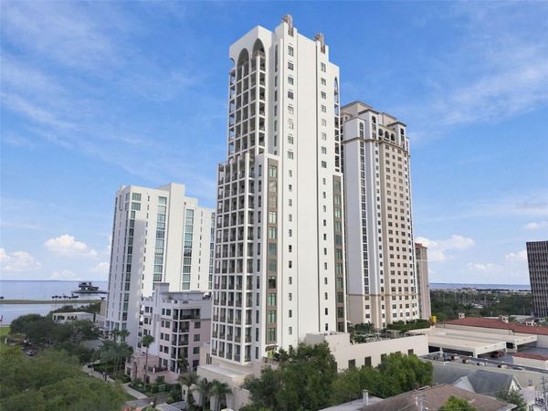 126 4TH AVENUE NE, Unit 1202, ST PETERSBURG, FL 33701