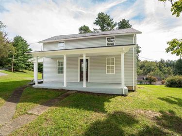 627 S Pierpont Road, Morgantown, WV 26508