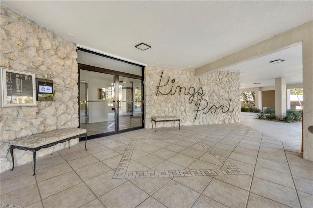 2150 Gulf Shore Blvd N, Unit 609, Naples, FL 34102 Photo