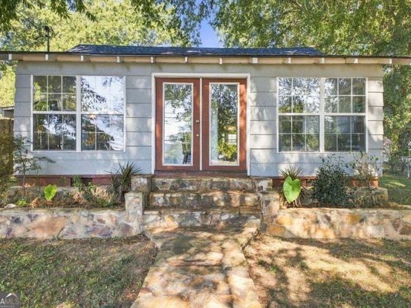 910 S Chattanooga Street, La Fayette, GA 30728