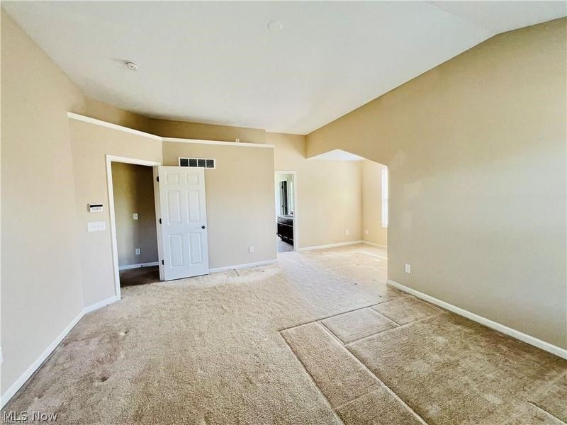 4112 Keswick Drive, Brunswick, OH 44212 Photo 8