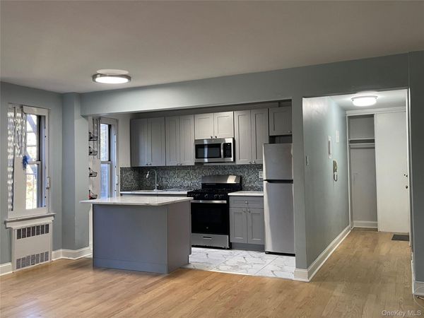 65-35 Yellowstone Boulevard, Unit 5E, Forest Hills, NY 11375