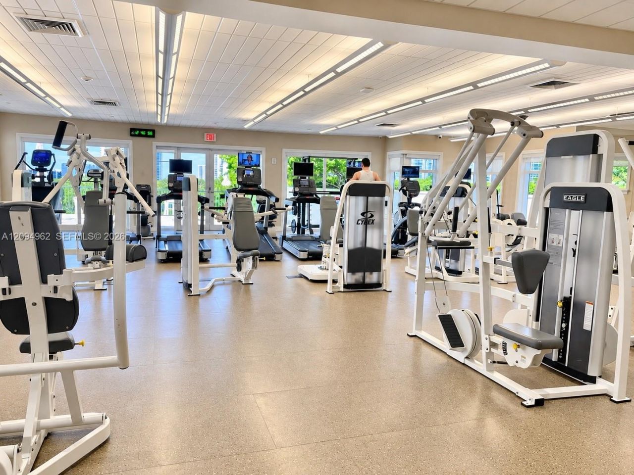 19900 E Country Club Dr , Unit 1209, Aventura, FL 33180 Photo