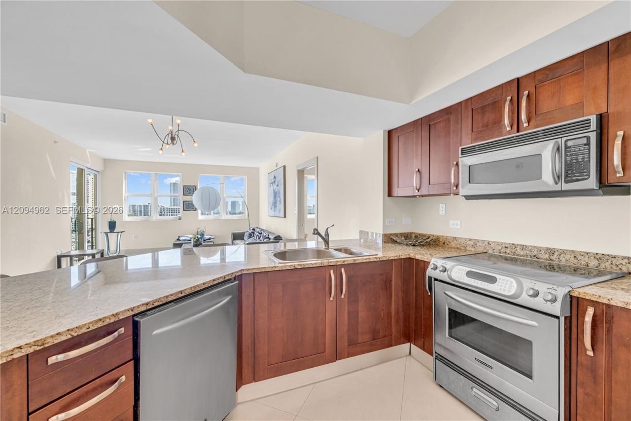 19900 E Country Club Dr , Unit 1209, Aventura, FL 33180 Photo