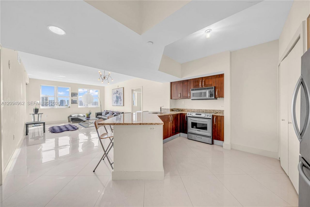 19900 E Country Club Dr , Unit 1209, Aventura, FL 33180 Photo