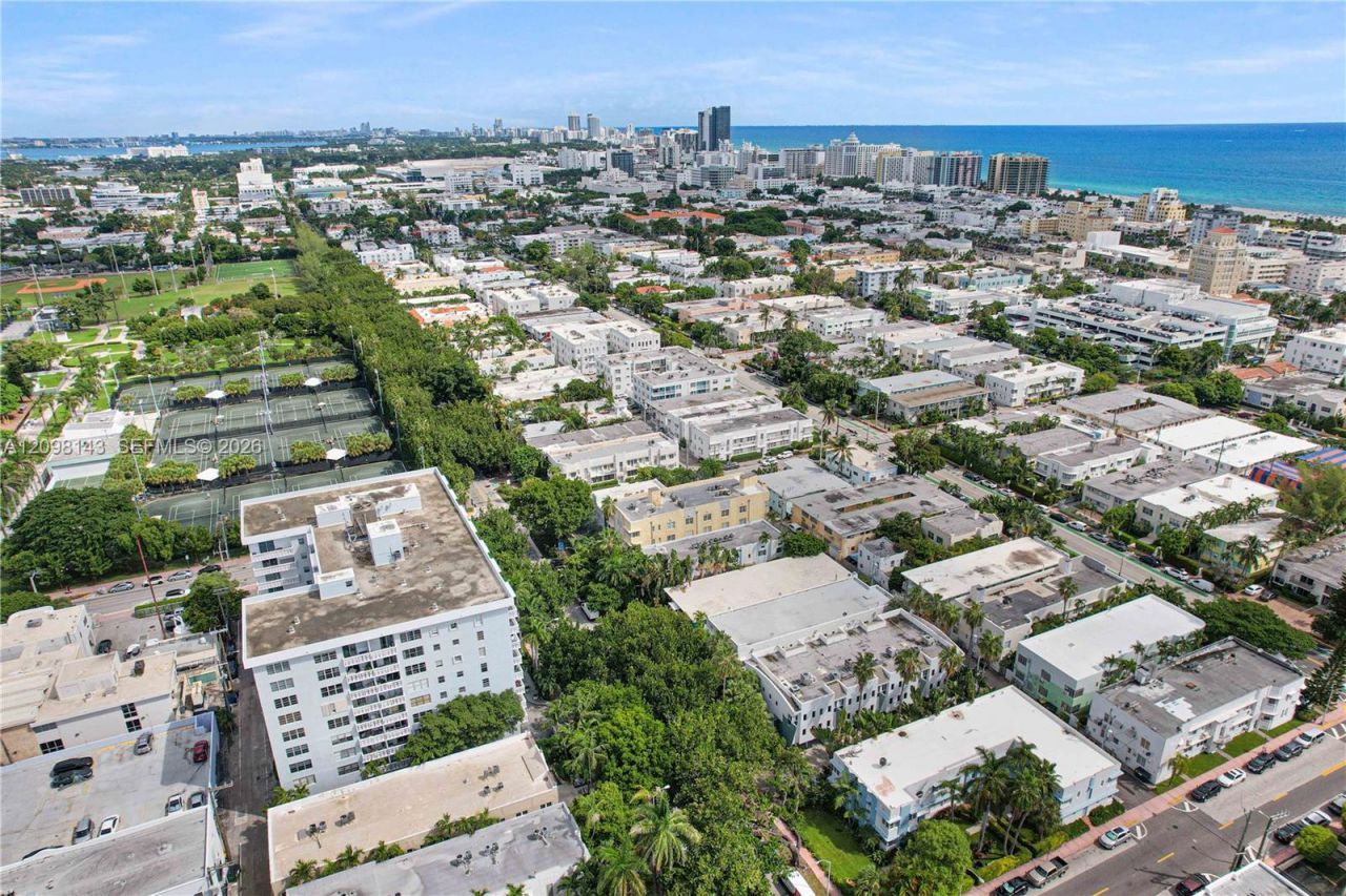 1051 Meridian Ave , Unit 1K, Miami Beach, FL 33139 Photo