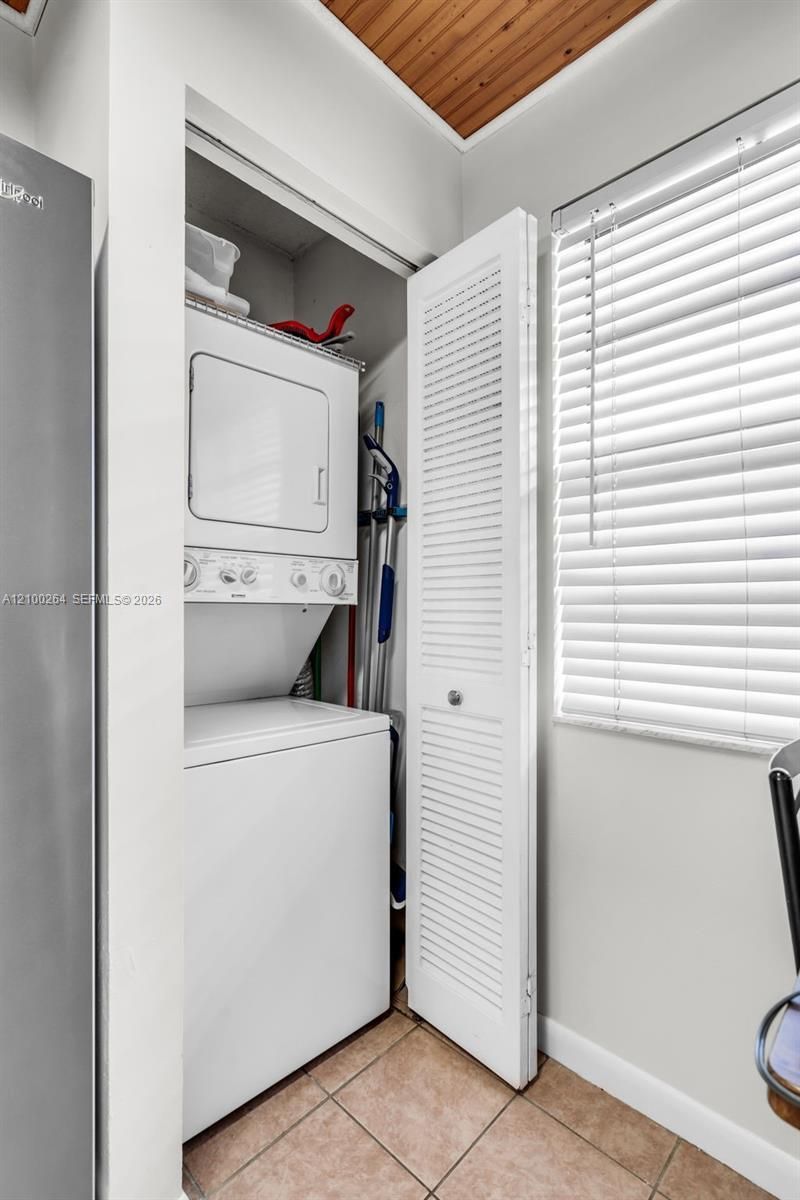 1100 Colony Point Cir , Unit 504, Pembroke Pines, FL 33026 Photo