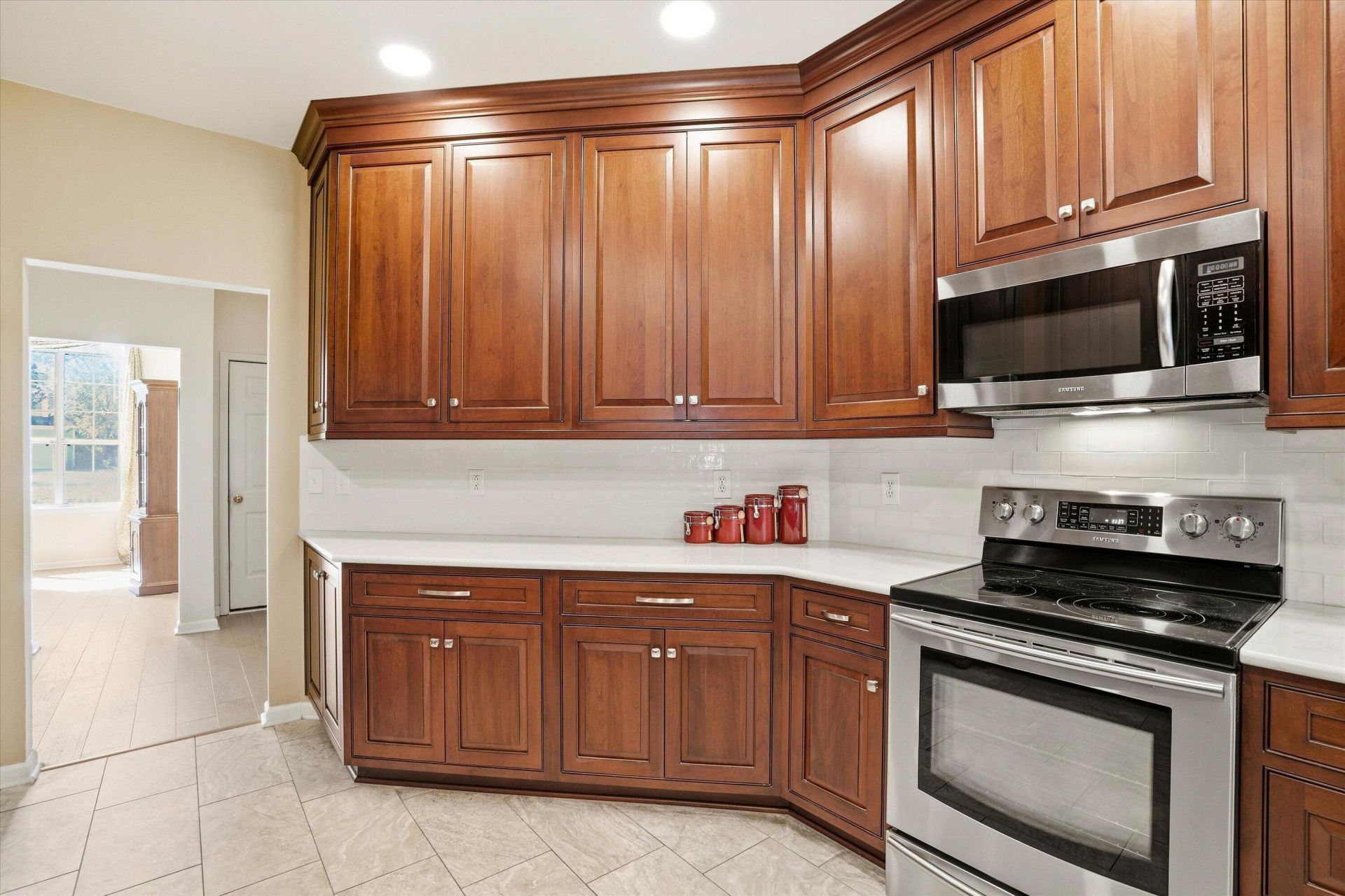 1396 Lakecrest Court Photo 15