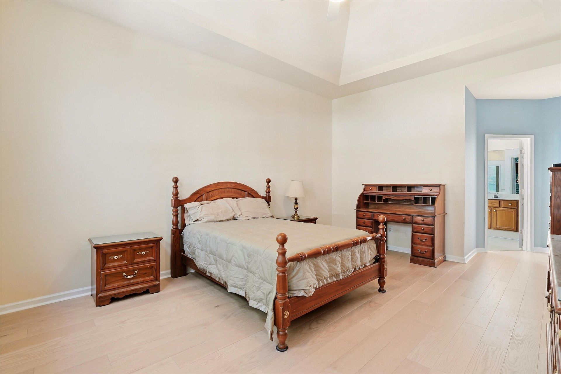 1396 Lakecrest Court Photo 20