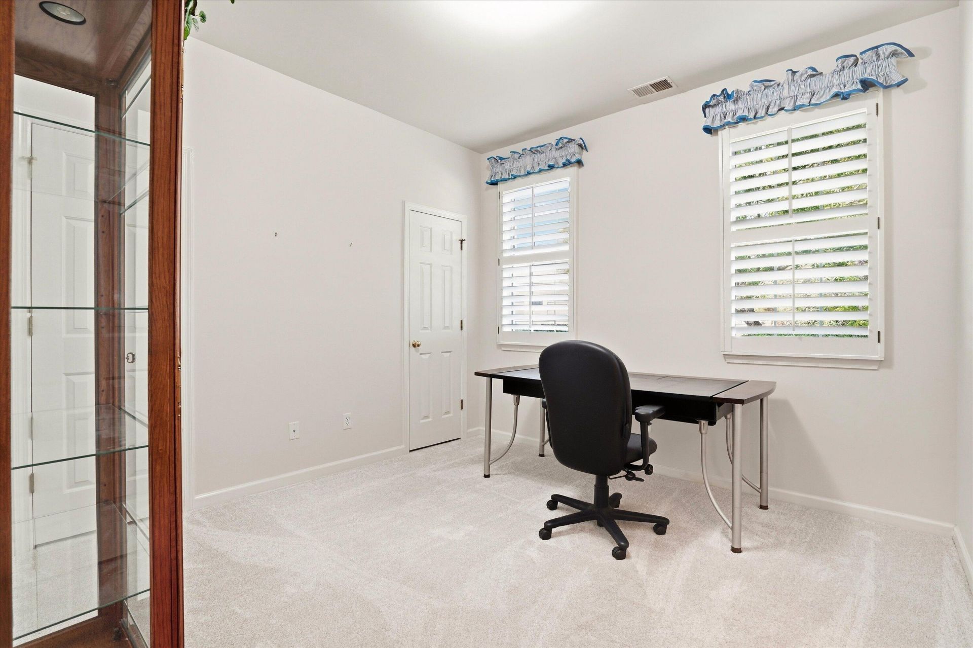 1396 Lakecrest Court Photo 30